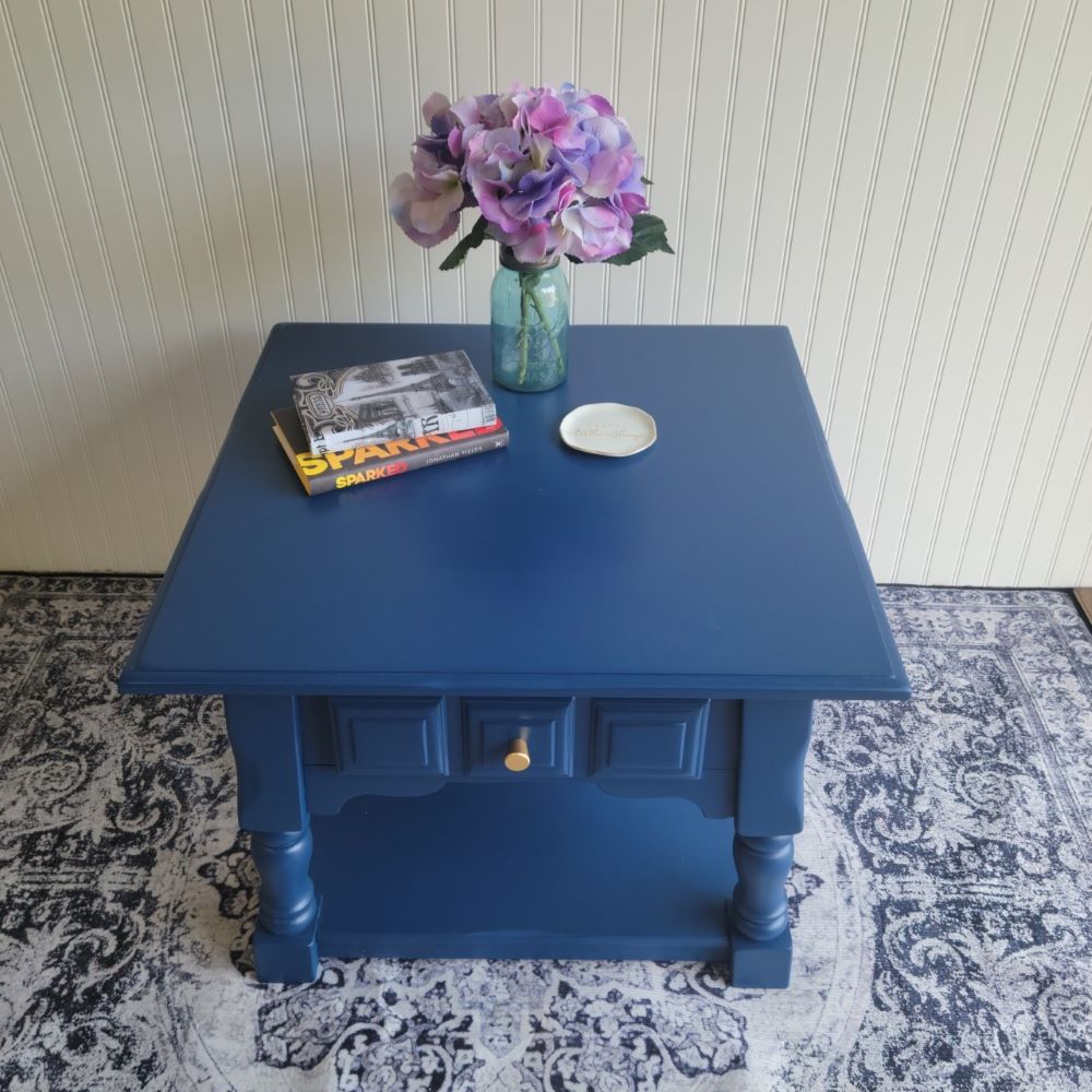 Thomasville End Table with Drawer