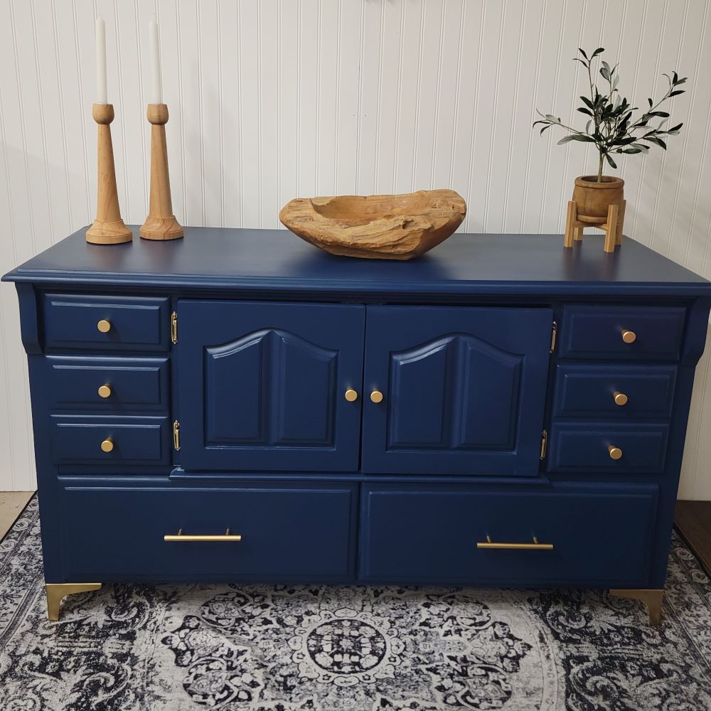 Buffet Table / Dresser